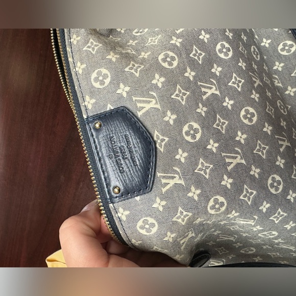 Louis Vuitton Idylle Ballade Medium Shoulder Bag Blue with Matching Wall… - Picture 2 of 8